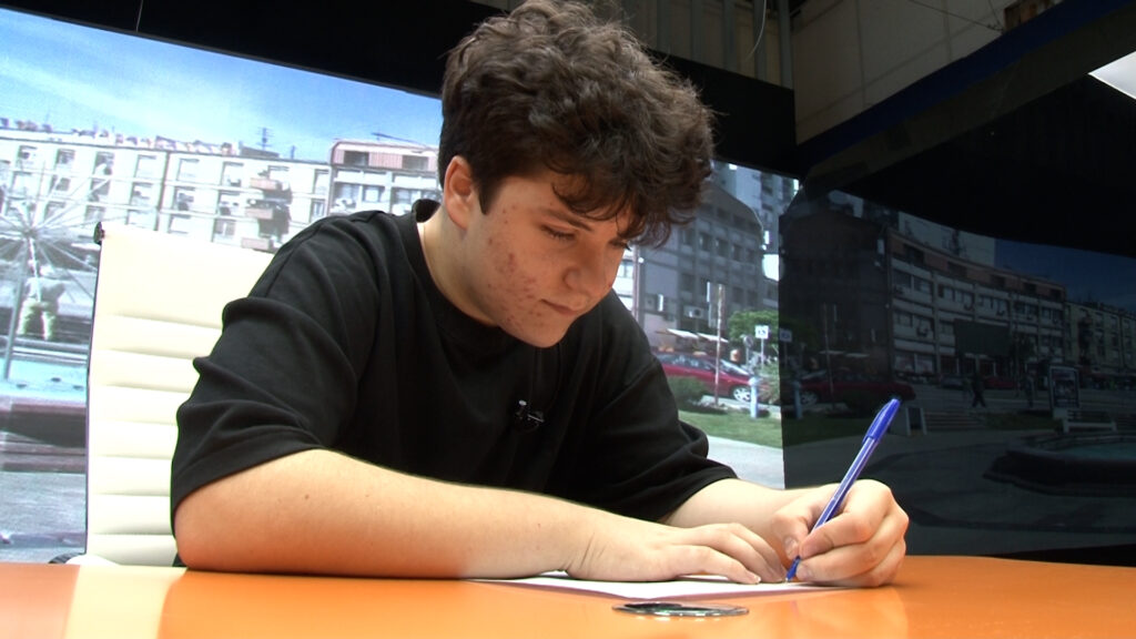 Павле исписује нову страницу у историји Гимназије