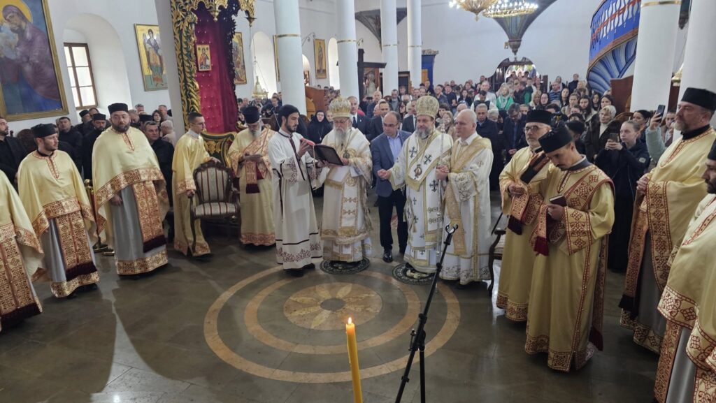 Светом литургијом и доделом ордена Светог Прохора Пчињског завршено обележавање 50 година од обнове Епархије врањске