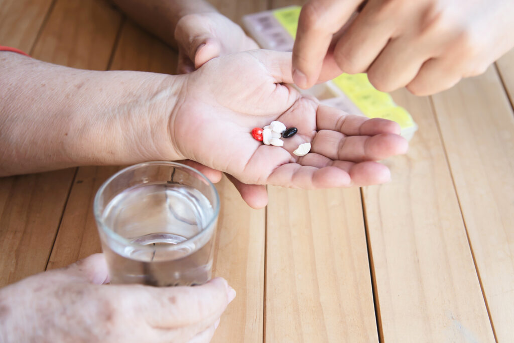 НЕ БОЈИ СЕ КО ЈЕ ЗДРАВ: Када детету треба дати антибиотик?