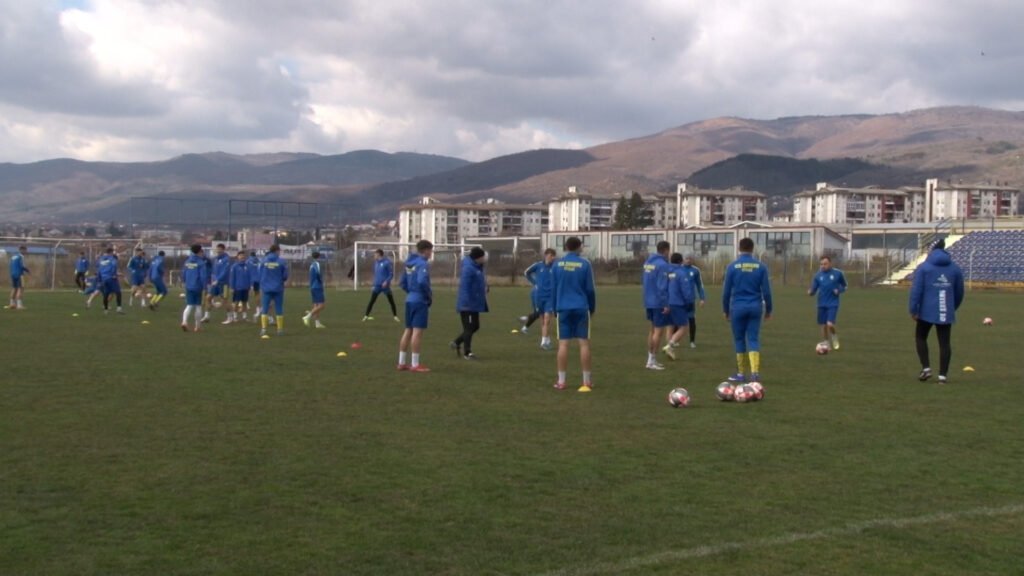 ФК „Динамо Југ“ сутра дочекује лидера  „Земун“  у кључном делу првенства