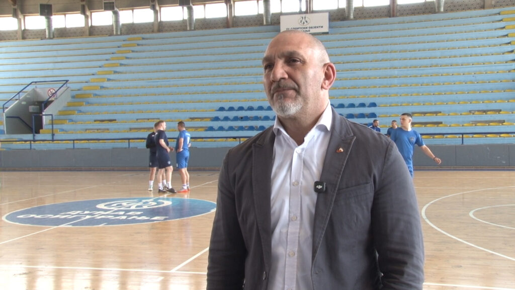 Полиција на спортском терену