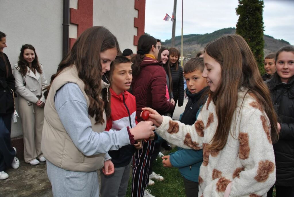 Васкрс у Храму Светог Николаја у општини Трговиште