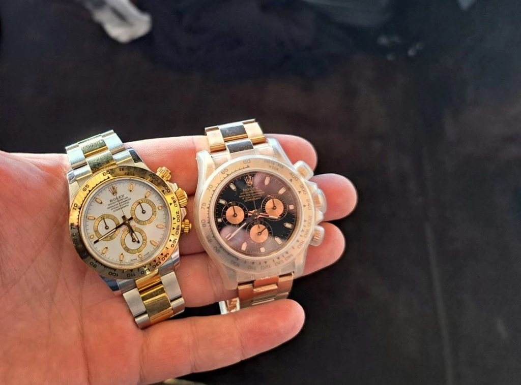 Цариници спречили кријумчарење два „Rolex Daytona“ вредности веће од 65.000 евра