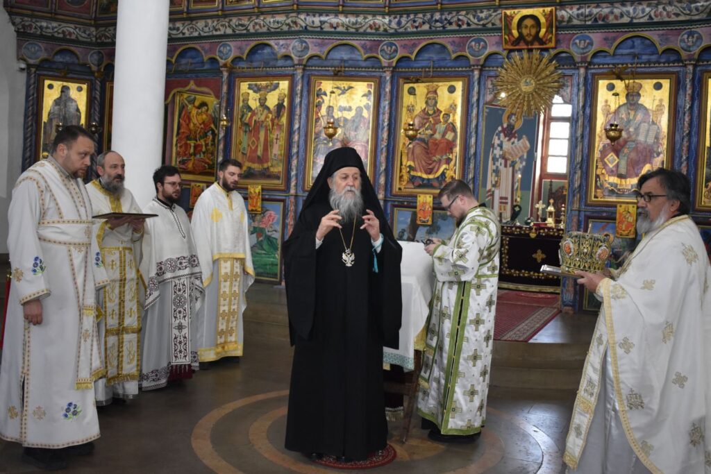 Празник Оци и Божићно даривање у Епархији врањској