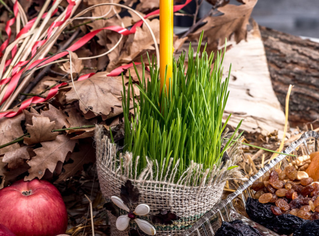 Православни верници данас славе Божић, празник Рођења Исуса Христа
