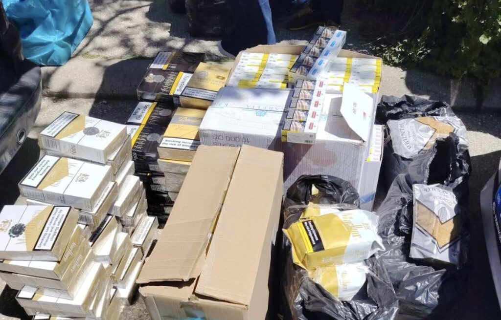 Заплена у Врању: Пронађено 140 кг дувана и 150 боксова цигарета
