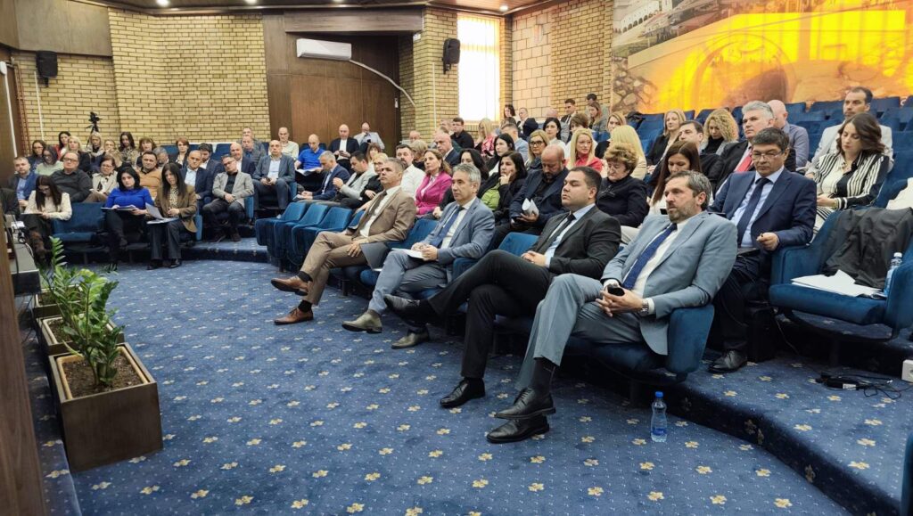 Одборници о унапређењу система даљинског грејања