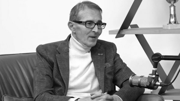 In memoriam: Небојша Радошевић