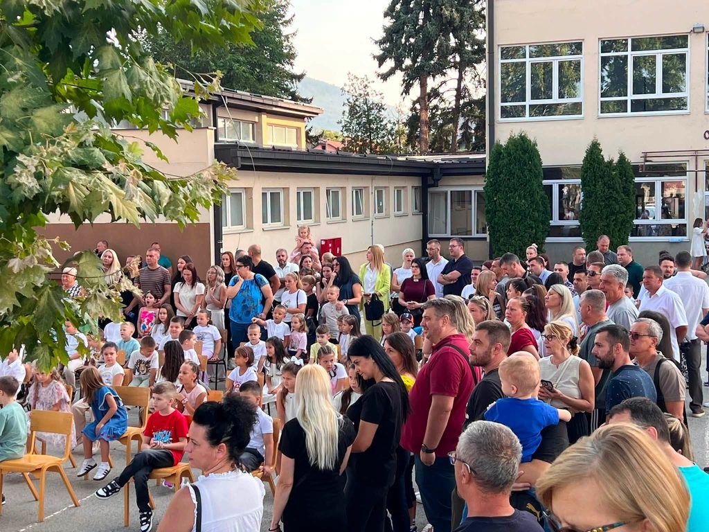 Свечани почетак за нову генерацију у ОШ „Јован Јовановић Змај“