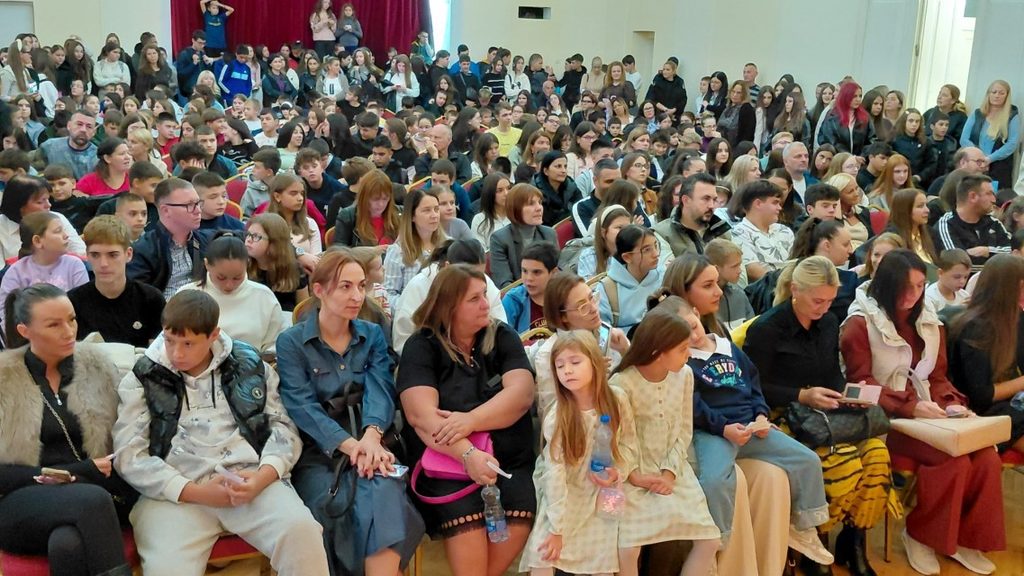 Обележен Дан европских језика свечаним и распеваним програмом (ФОТО)