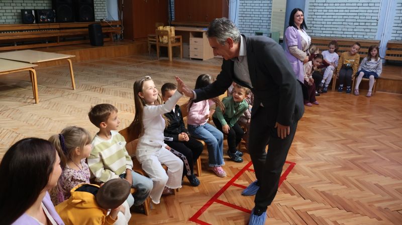 Градоначелник посетио вртић ,,Наше дете“ у оквиру Дечје недеље